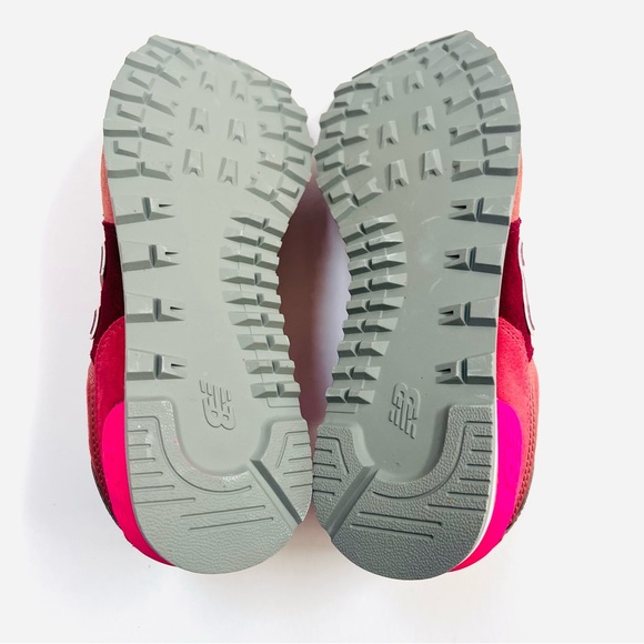 New Balance 574 - Picture 4 of 8